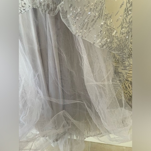 NWT Mac Duggal JEWEL ENCRUSTED ILLUSION LONG SLEEVE A LINE GOWN $798 - Picture 13 of 16